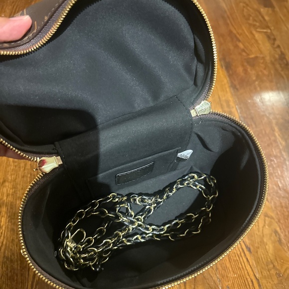 LV Style Reverse Monogram Vanity Bag - Picture 3 of 6